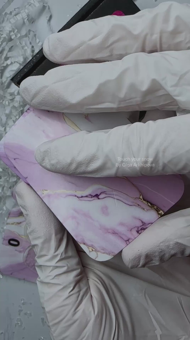 TOUCH SNOW - Nails-zoom-